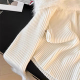 Bluza Sherra din tricot reiat cu terminatii din puf