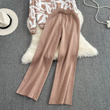 Set Abani bej din tricot compus din pantaloni si jerseu cu animal print