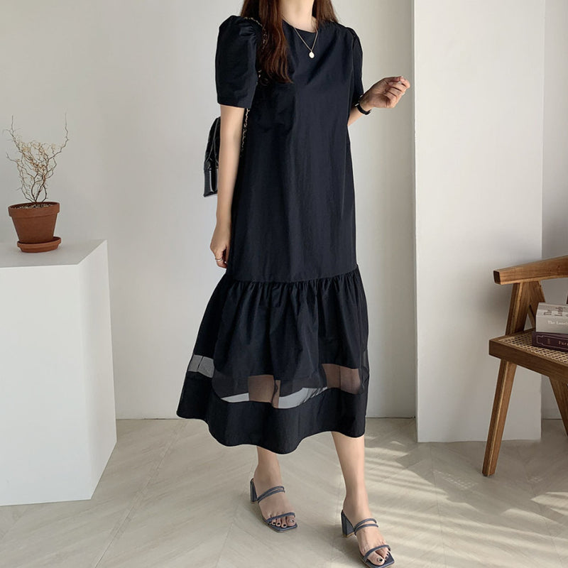 Rochie Irys neagra cu banda din tulle la baza