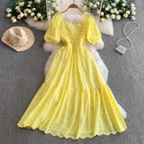 Rochie brodata Embrys cu maneci scurte