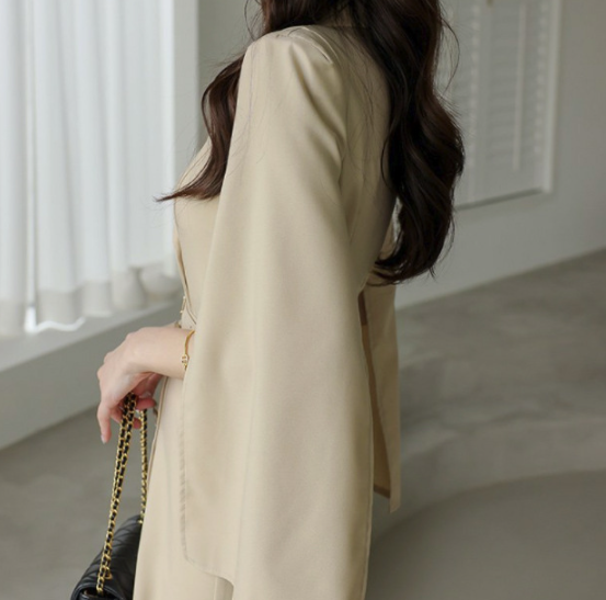Rochie Adilene tip sacou cu maneca crapata