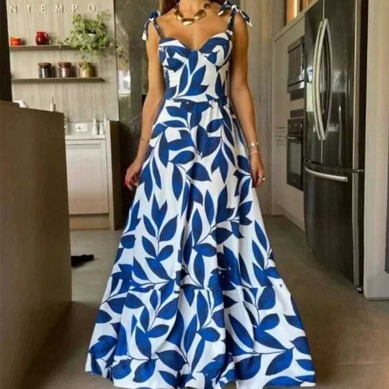 Rochie Idaila cu imprimeu floral si decolteu tip inima
