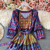 Rochie Fedima albastra cu detalii brodate si cordon accesorizat