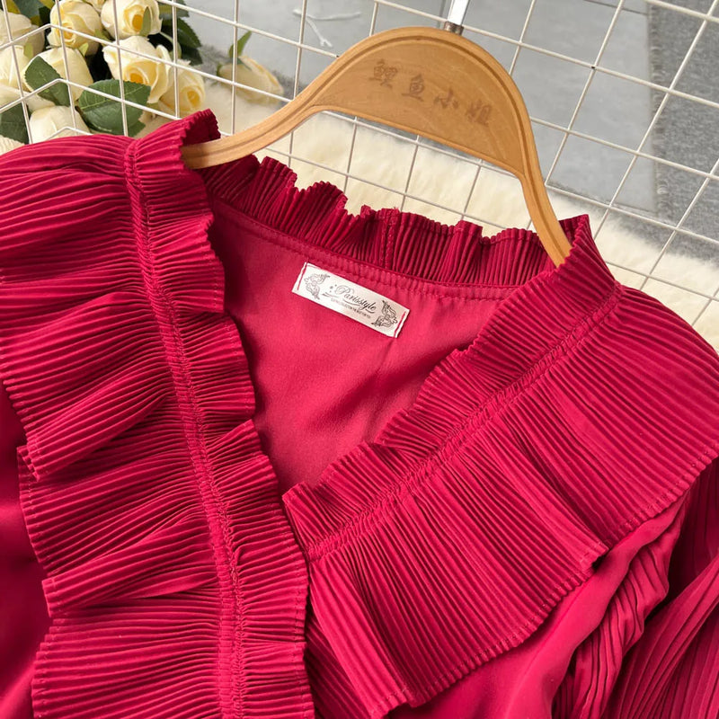 Rochie Nicolette visinie plisata cu volanase la mansete