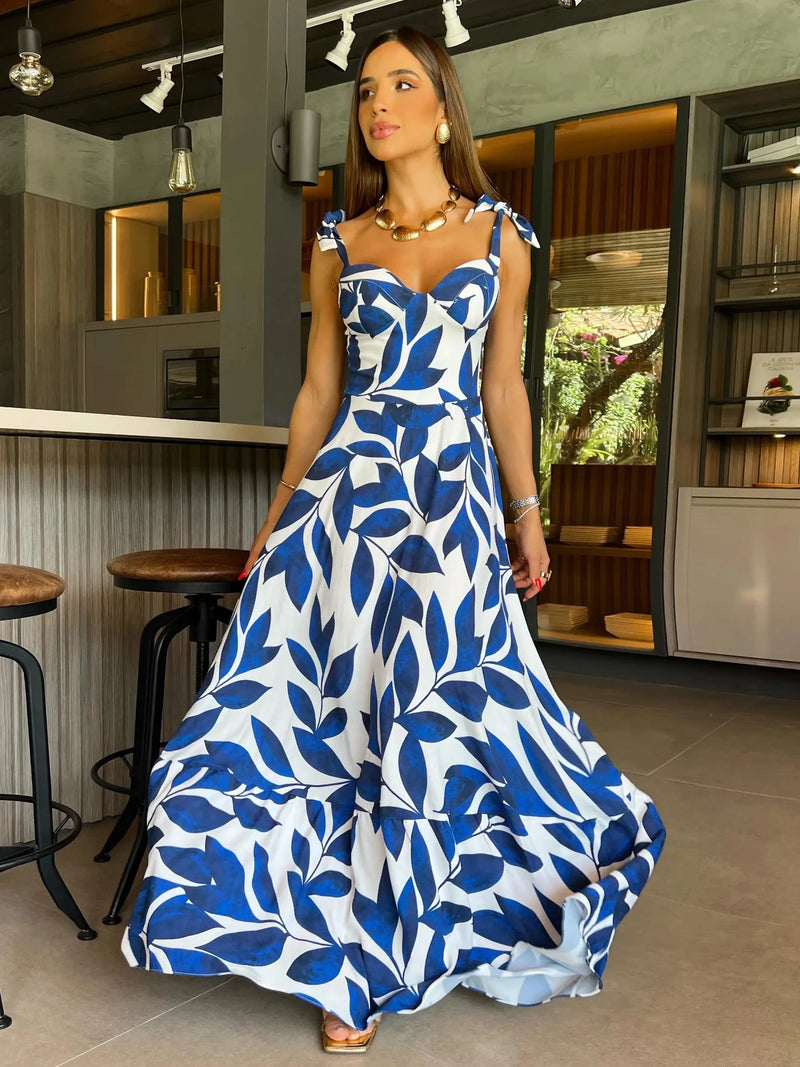 Rochie Idaila cu imprimeu floral si decolteu tip inima