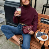 Pulover Kasia pufos cu guler inalt