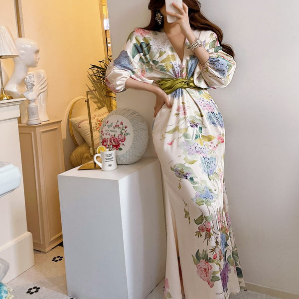 Rochie Aletta cu imprimeu floral si maneci bufante