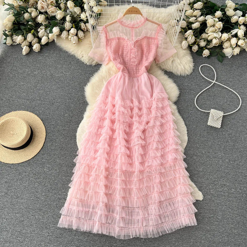 Rochie Arianne roz din tulle cu volanase