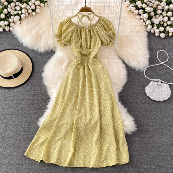 Rochie Nacca mustarie cu flori albe si snur decorativ