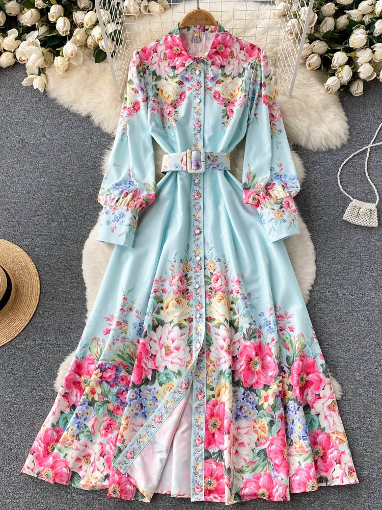 Rochie Danarys albastra cu imprimeu floral si curea accesorizata