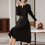 Rochie Palmira cu talie accentuata prin curea