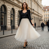 Fusta Perllis crem din tulle accesorizata cu perle
