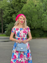 Rochie Marilyn roz cu imprimeu floral si croi asimetric