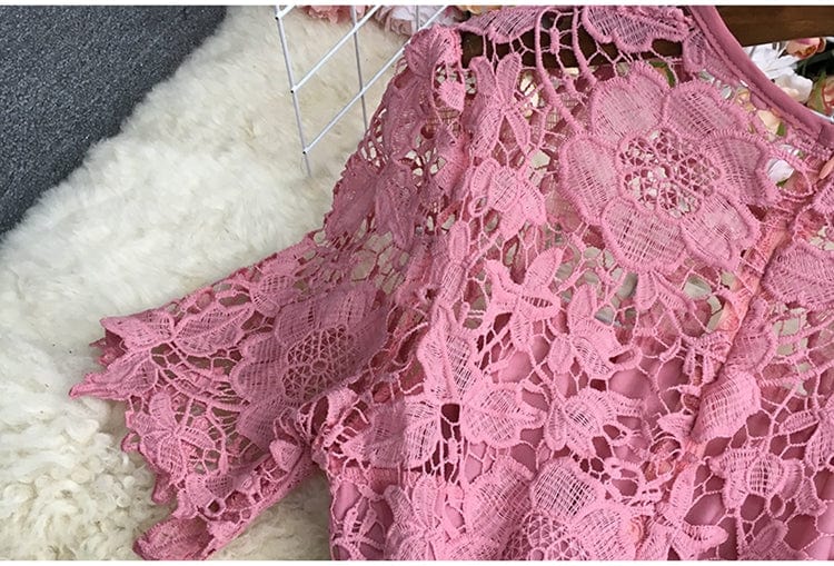 Rochie roz Mirona din dantela, cu maneci scurte si curea accesorizata