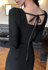 Rochie Blanche neagra cu umeri bufanti si fermoar metalic in spate