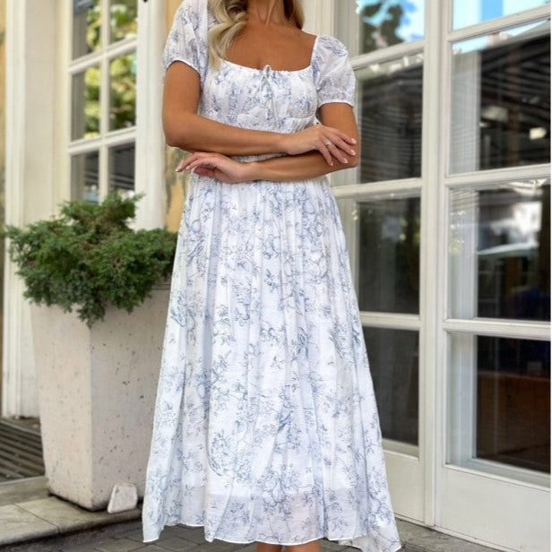 Rochie Raya cu decolteu patrat si imprimeu floral