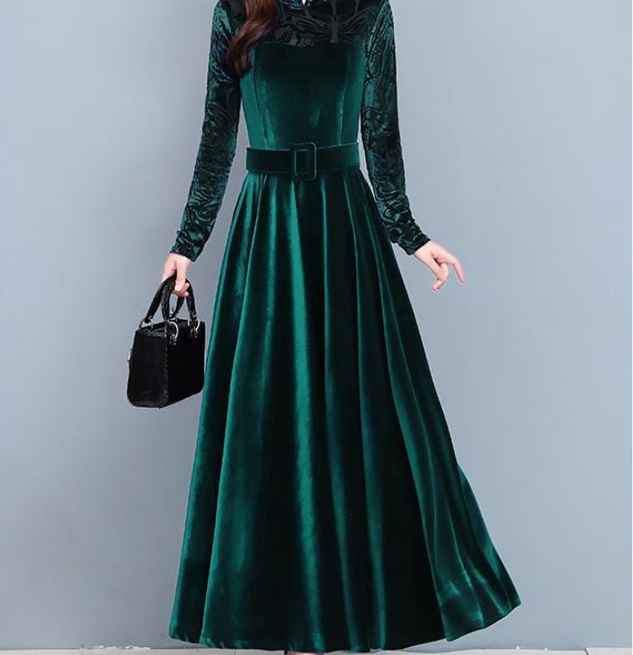 Rochie Bami verde din catifea cu banda lata in talie