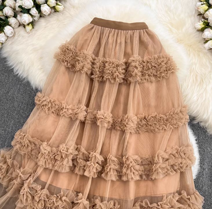 Fusta Volty maro din tulle cu incretitturi