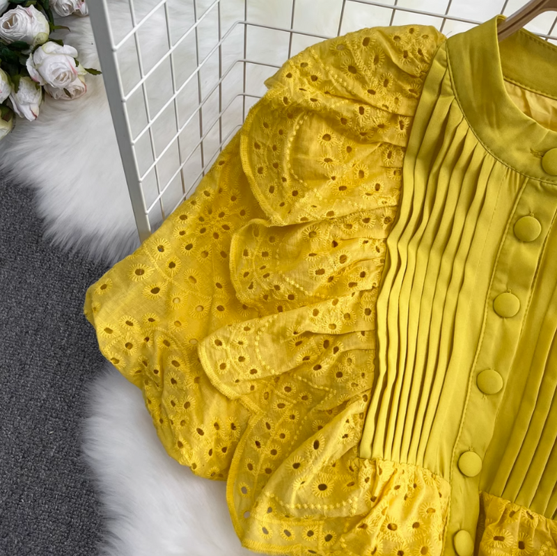 Rochie Freance galbena din dantela brodata accesorizata cu volanase