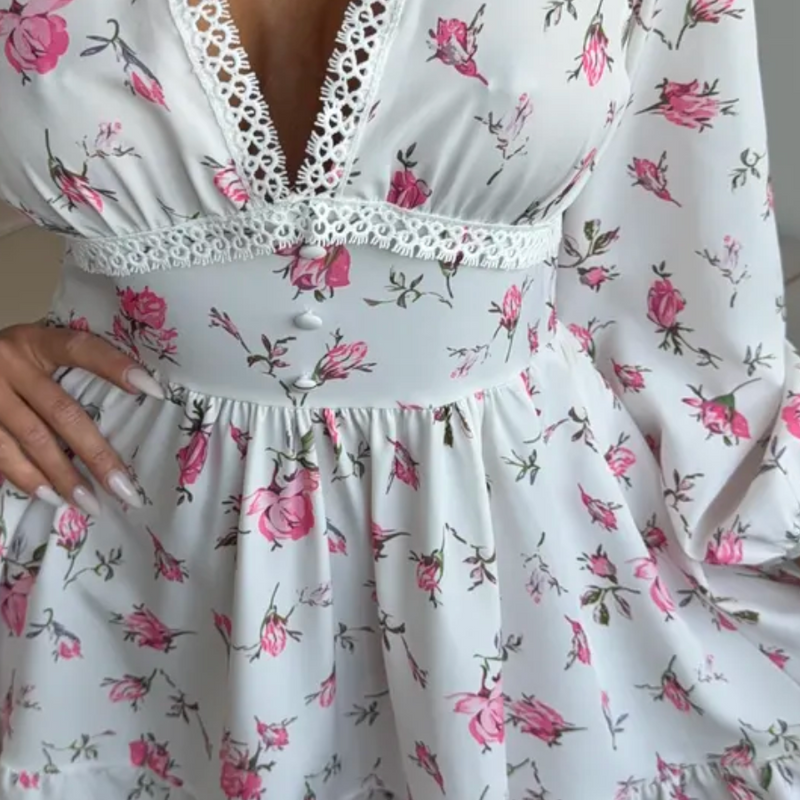 Rochie Lorela rosie cu imprimeu floral si detalii din dantela
