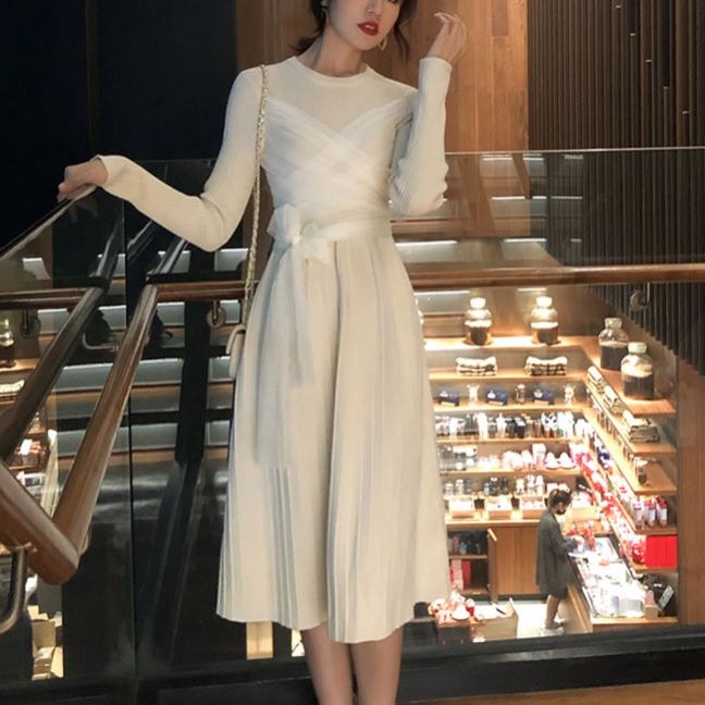 Rochie Peninah crem din tricot reiat cu insertii din tulle