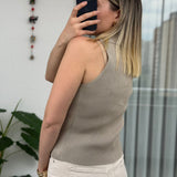 Top Cerise din tricot reiat si nasturi functionali