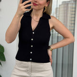 Top Cerise din tricot reiat si nasturi functionali