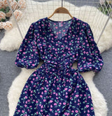 Rochie Gershon bleumarin cu imprimeu floral si decolteu in V