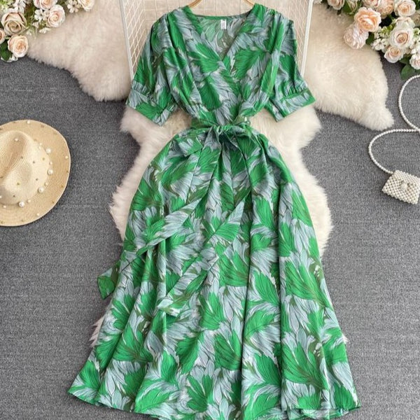 Rochie Onissia verde inchis cu imprimeu si cordon accesorizat