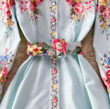 Rochie Danarys albastra cu imprimeu floral si curea accesorizata