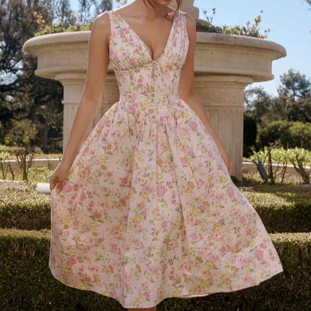 Rochie Tabby roz cu decolteu in V si croi tip corset in talie