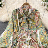 Rochie Serdina verde cu imprimeu floral si snur in talie