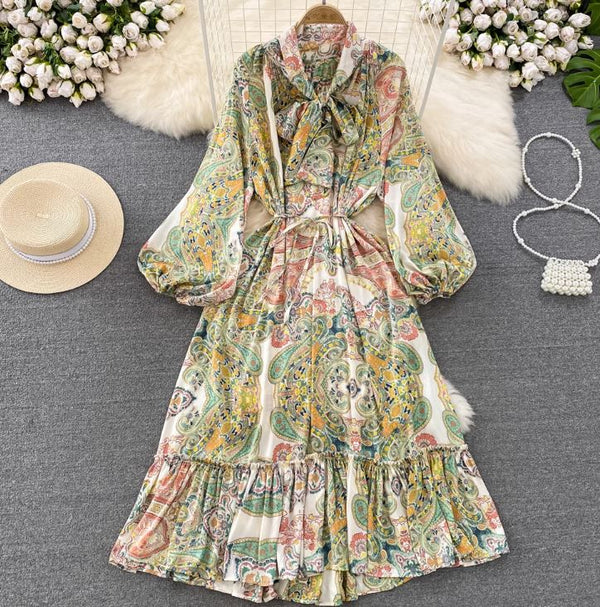 Rochie Serdina verde cu imprimeu floral si snur in talie
