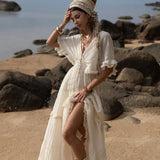 Rochie midi Aylora cu volanase si decolteu adanc