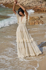 Rochie midi Aylora cu volanase si decolteu adanc