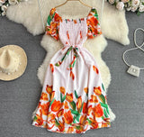 Rochie Lanna alba cu decolteu patrat si imprimeu floral