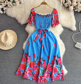 Rochie Lanna  albastra cu decolteu patrat si imprimeu floral