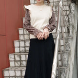 Bluza Asha crem din tricot cu maneci din voal cu terminatii din volanase