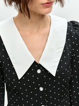 Rochie Netheea cu guler lat in V