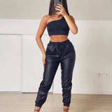 Pantaloni Bilga negri din imitatie de piele cu buzunare si talie elastica