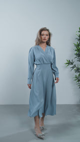 Rochie midi Fosetta albastra cu decolteu petrecut
