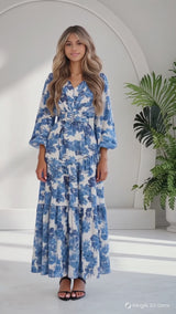 Rochie Arty albastra cu decolteu in V si curea accesorizata