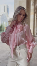 Pantaloni Stezzia galbeni conici accesorizati cu o curea