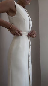 Rochie Anika cu nasturi imbracati si curea accesorizata