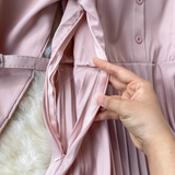 Rochie Bailey roz cu curea accesorizata