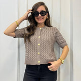 Top Tarra din tricot cu nasturi functionali