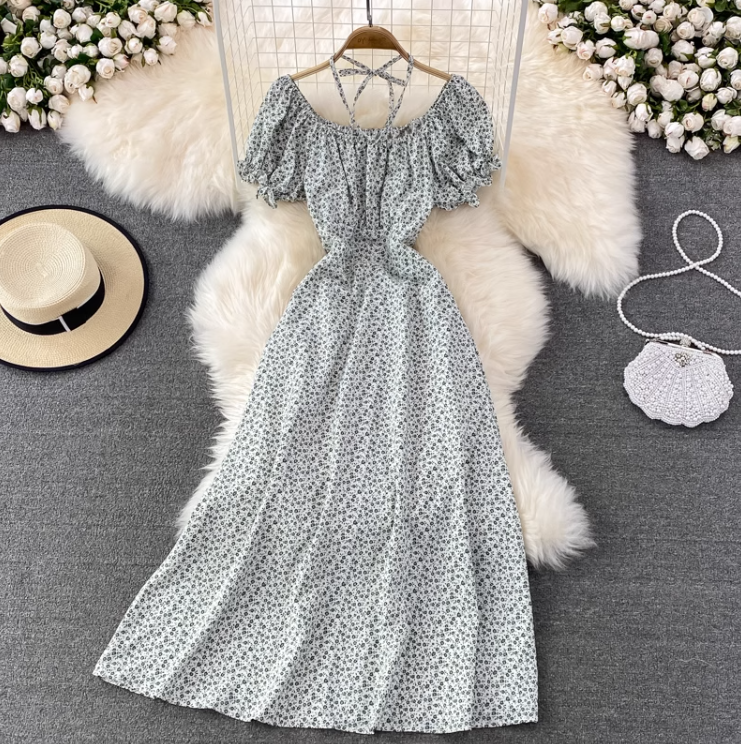 Rochie Nacca alba cu flori verzi si snur decorativ