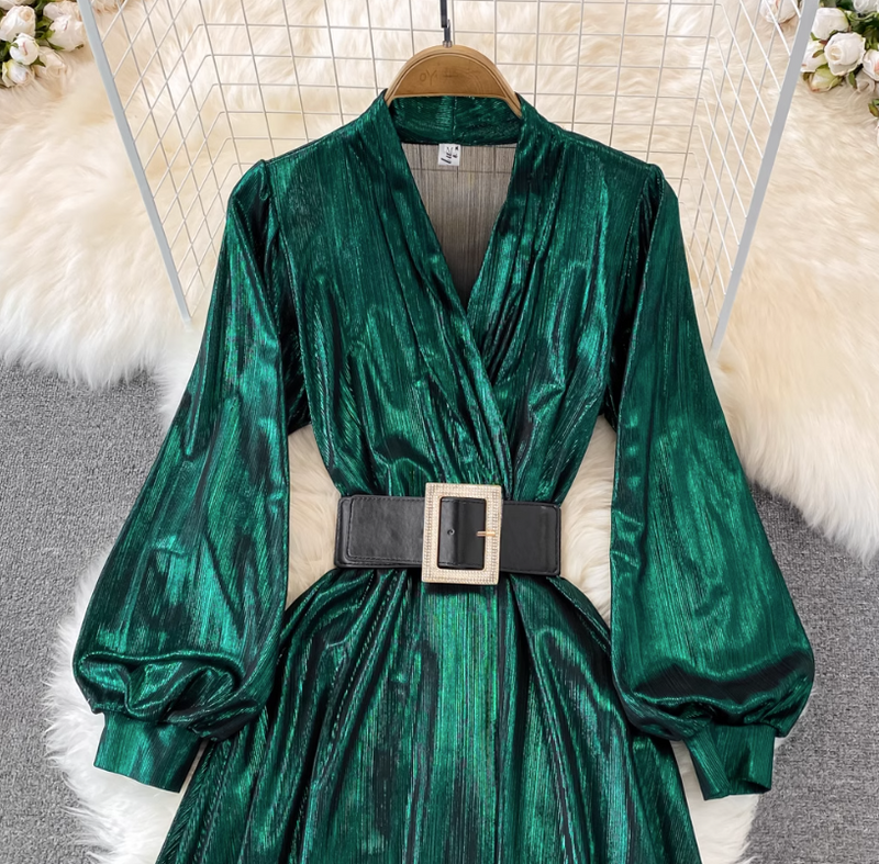 Rochie Basil verde cu efect de luciu metalic