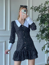 Rochie Netheea cu guler lat in V