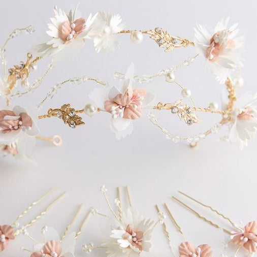 Set accesorii de par bentita si 5 agrafe cu flori si perle